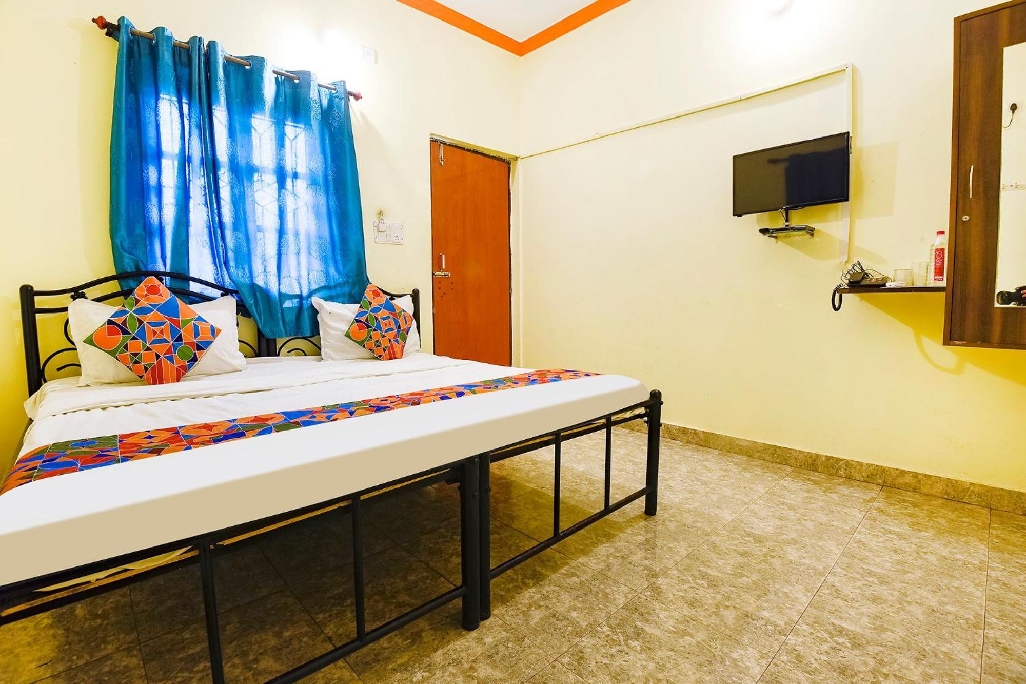 Fabhotel Joaquim Beachside Resort - Nr Tito'S Lane, Baga Beach 외부 사진